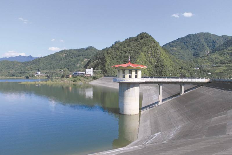 心怀天下,勿忘初心!